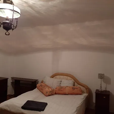 Rooms In Centrum Apartment