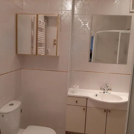 Rooms In Centrum Apartment